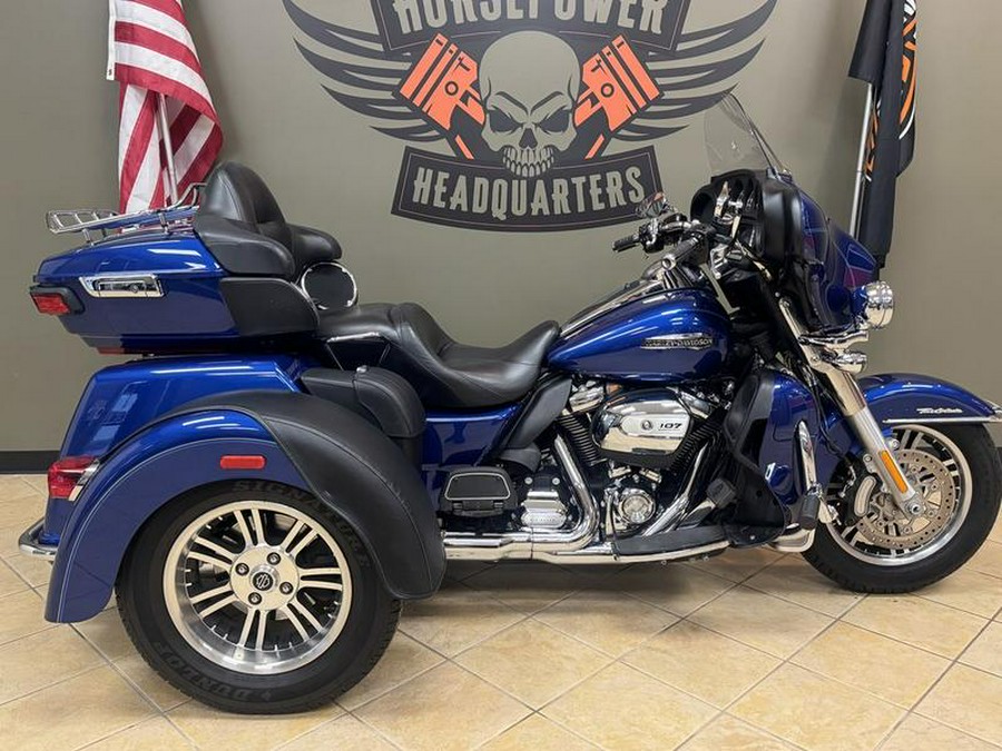 2017 Harley-Davidson® FLHTCUTG - Tri Glide® Ultra