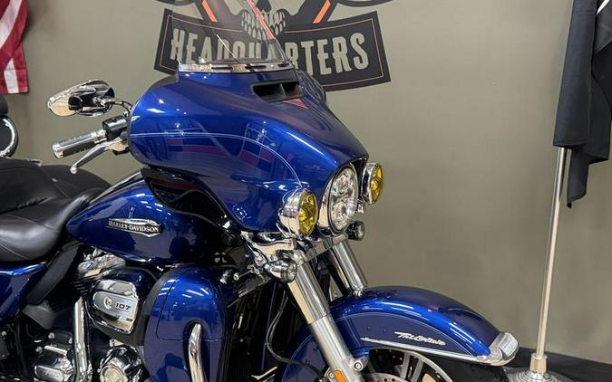 2017 Harley-Davidson® FLHTCUTG - Tri Glide® Ultra