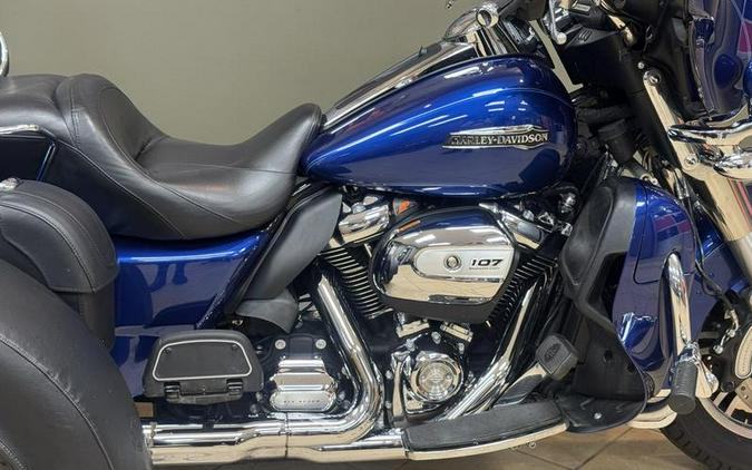 2017 Harley-Davidson® FLHTCUTG - Tri Glide® Ultra