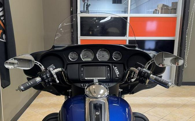 2017 Harley-Davidson® FLHTCUTG - Tri Glide® Ultra