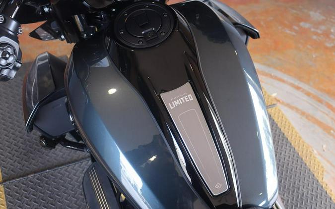 2026 Harley-Davidson® FLHXL - Street Glide® Limited