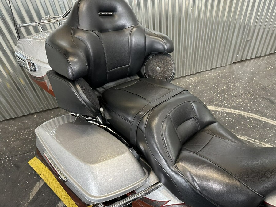 2014 Harley-Davidson CVO Electra Glide Ultra Limited
