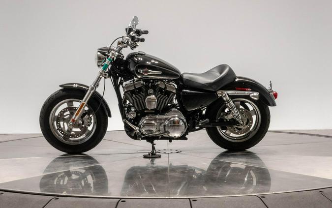 2016 HARLEY-DAVIDSON XL1200C 1200 CUSTOM in Vivid Black