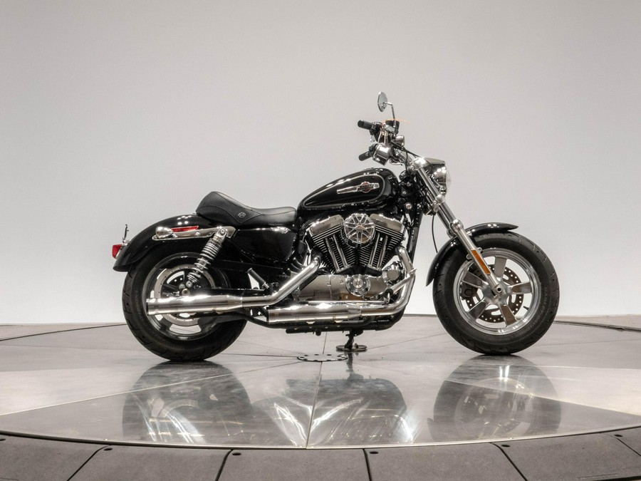 2016 HARLEY-DAVIDSON XL1200C 1200 CUSTOM in Vivid Black