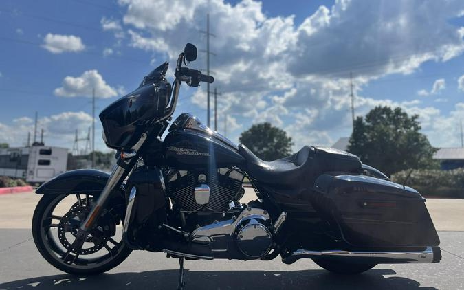 2015 Harley-Davidson® FLHXS Street Glide® Special Black Denim 661926