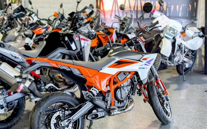 2026 KTM 390 SMC R - 206105