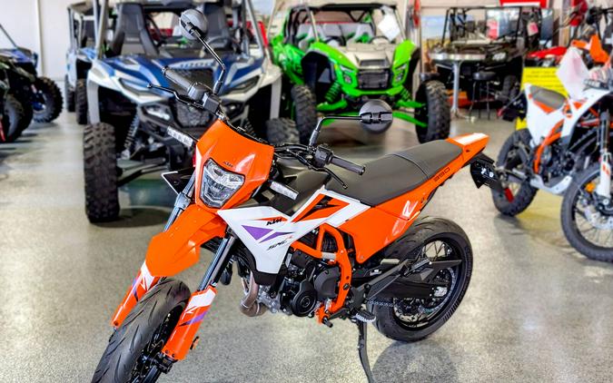2026 KTM 390 SMC R - 206105