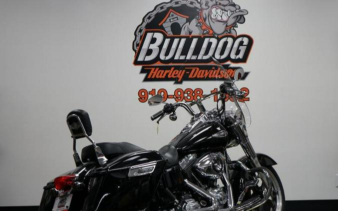 2012 Harley-Davidson® FLD - Dyna® Switchback™