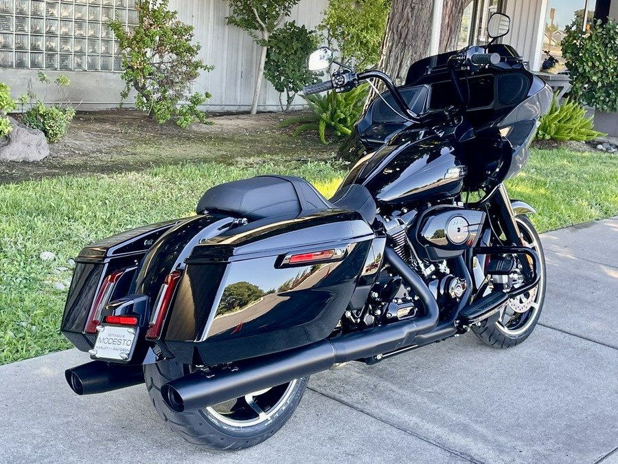 2024 Harley-Davidson® FLTRX - Road Glide®