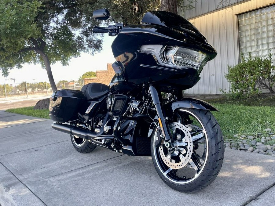 2024 Harley-Davidson® FLTRX - Road Glide®