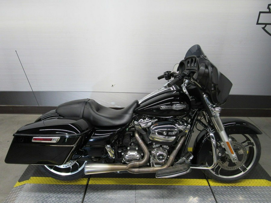 2022 Harley-Davidson® FLHX - Street Glide®