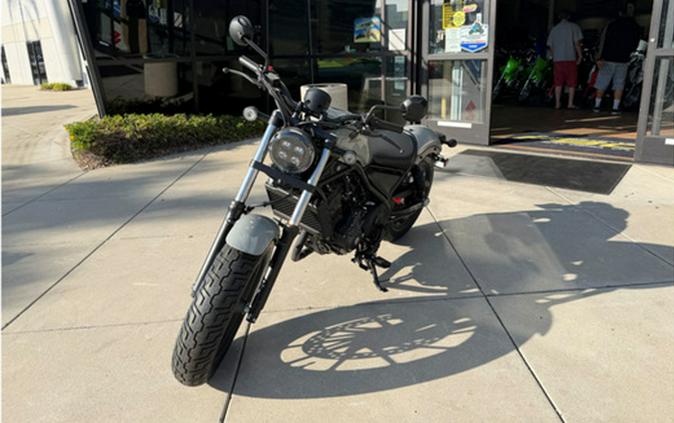 2026 Honda Rebel 300 E-Clutch
