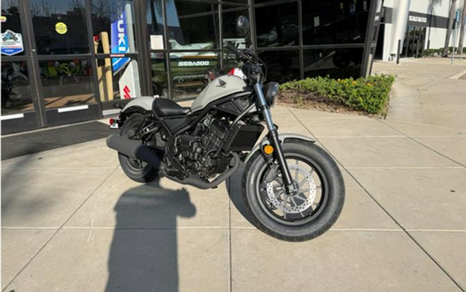 2026 Honda Rebel 300 E-Clutch