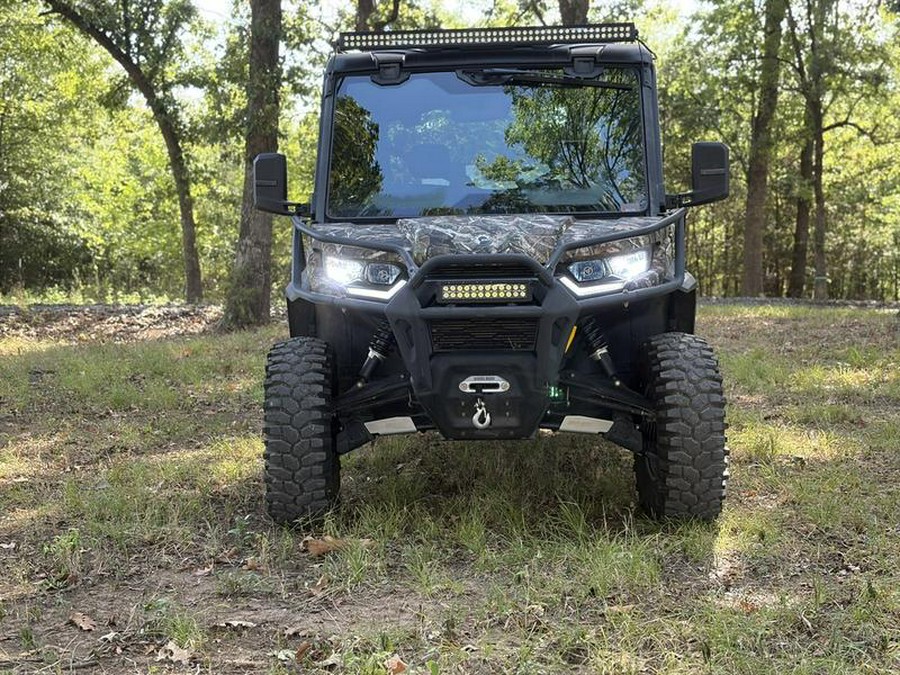 2025 Can-Am® Defender MAX Limited HD10 Desert Tan & Stealth Black
