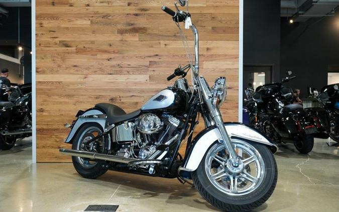 2013 Harley-Davidson Softail Heritage Softail Classic