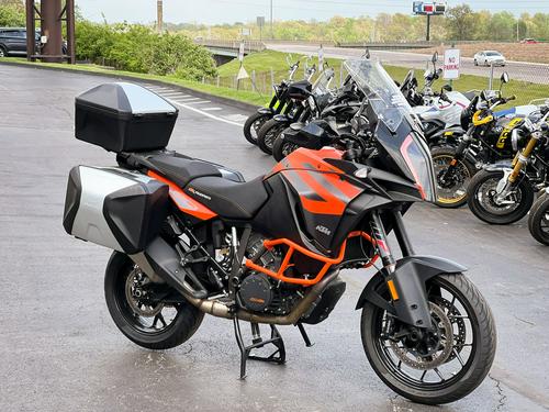 2018 KTM 1290 Super Adventure S Review