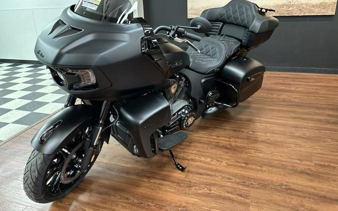 2024 Indian Motorcycle® Pursuit® Dark Horse® Black Smoke