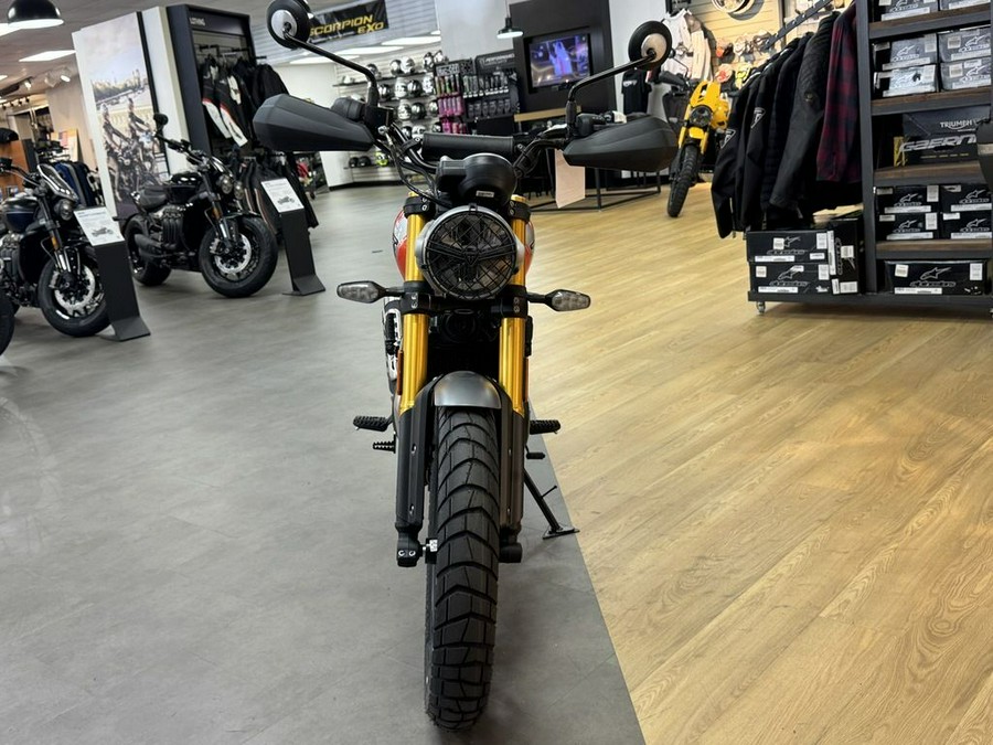 2026 Triumph Scrambler 400 X Baja Orange/Aluminium