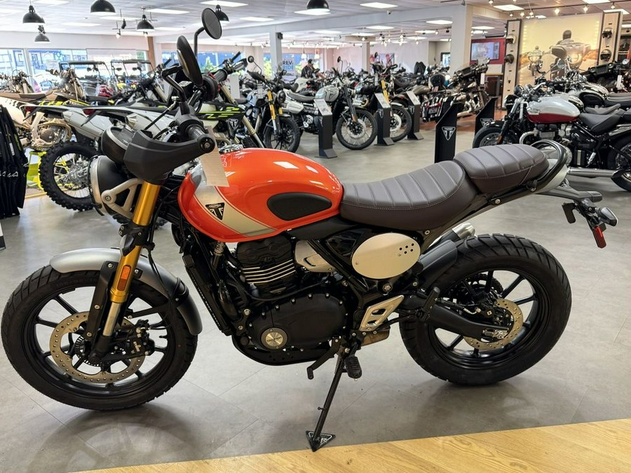 2026 Triumph Scrambler 400 X Baja Orange/Aluminium