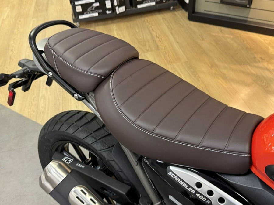 2026 Triumph Scrambler 400 X Baja Orange/Aluminium