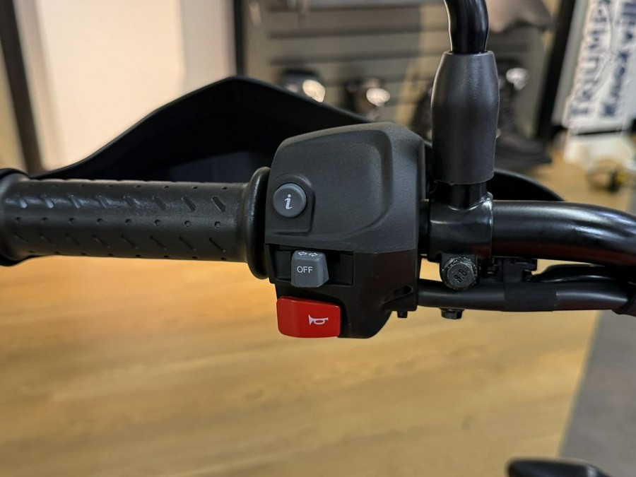 2026 Triumph Scrambler 400 X Baja Orange/Aluminium