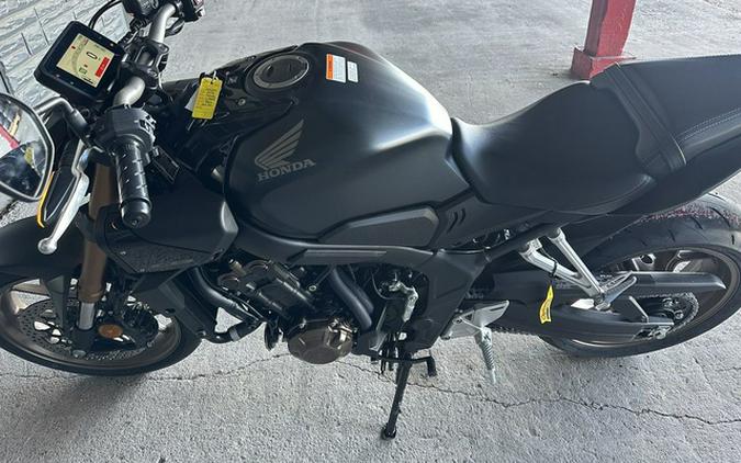 2026 Honda CB650R E-Clutch