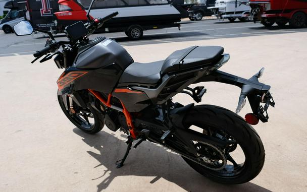 2026 KTM 390 DUKE