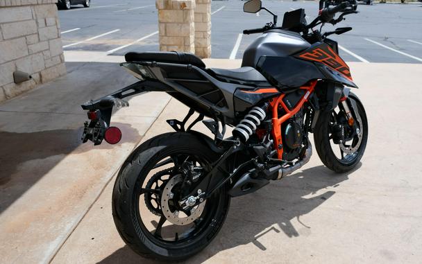 2026 KTM 390 DUKE