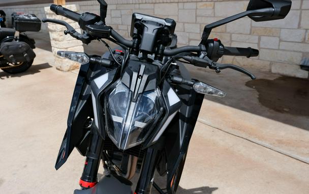 2026 KTM 390 DUKE
