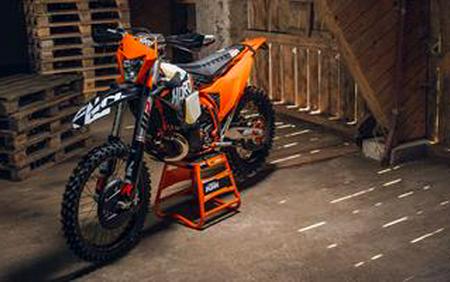 2027 KTM 300 XC-W Hardenduro