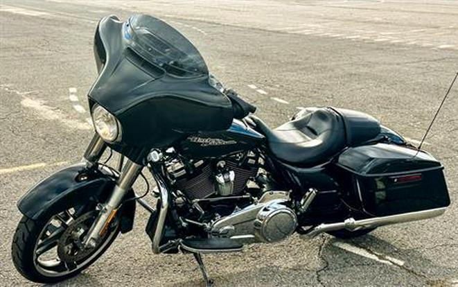 2017 Harley-Davidson Street Glide® Special