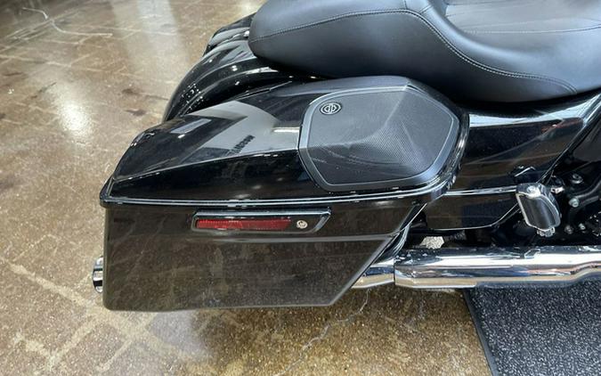 2017 Harley-Davidson FLHXSE - CVO Street Glide