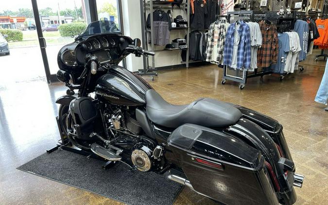 2017 Harley-Davidson FLHXSE - CVO Street Glide