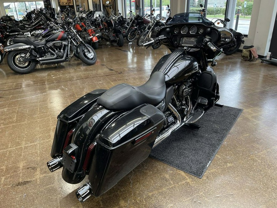 2017 Harley-Davidson FLHXSE - CVO Street Glide