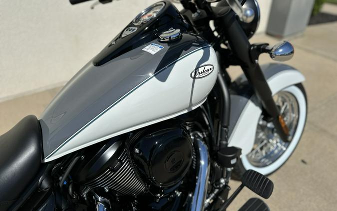 2024 Kawasaki Vulcan 900 Classic