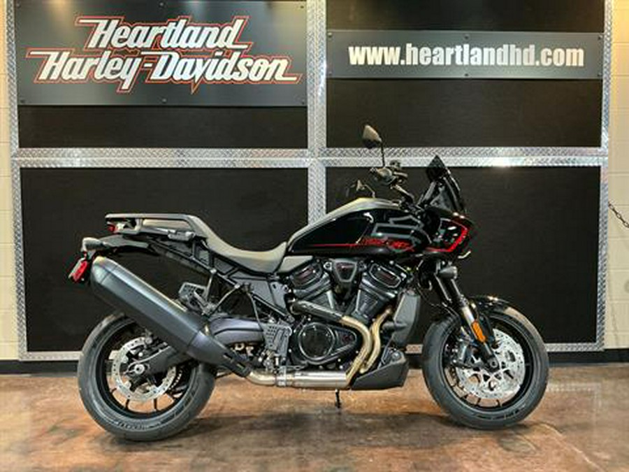 2025 Harley-Davidson Pan America® 1250 ST