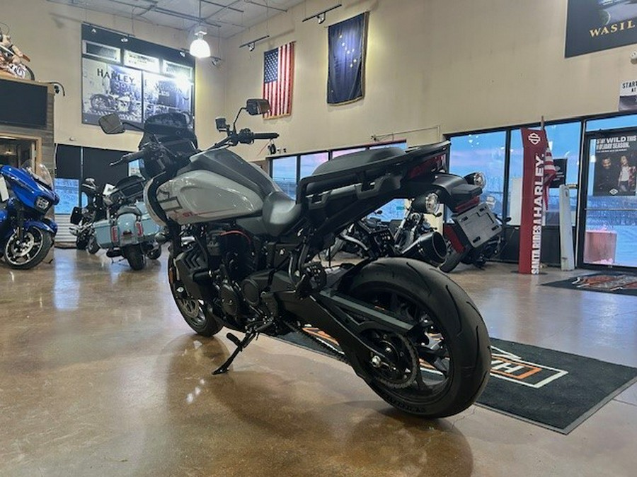 2025 Harley-Davidson® Pan America® 1250 ST