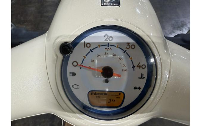 2022 Honda METROPOLITAN Base - Pearl Soft Beige