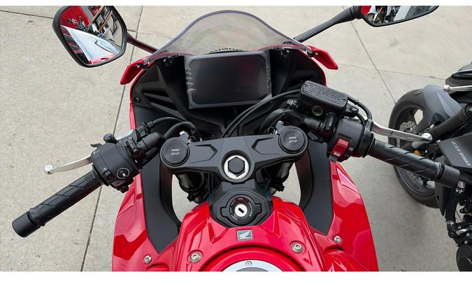 2026 CBR650R E-Clutch - Honda