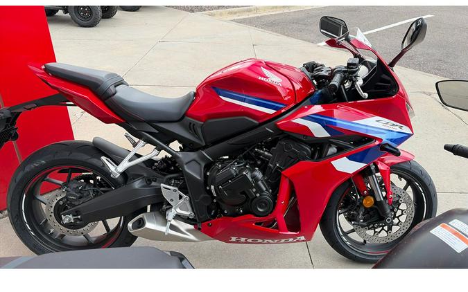 2026 CBR650R E-Clutch - Honda