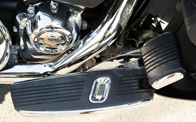 2022 Harley-Davidson Tri Glide Ultra FLHTCUTG