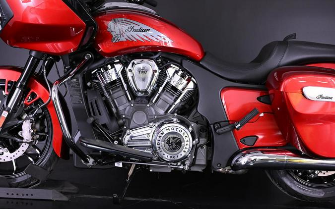 2024 Indian Motorcycle® Challenger® Limited Sunset Red Metallic