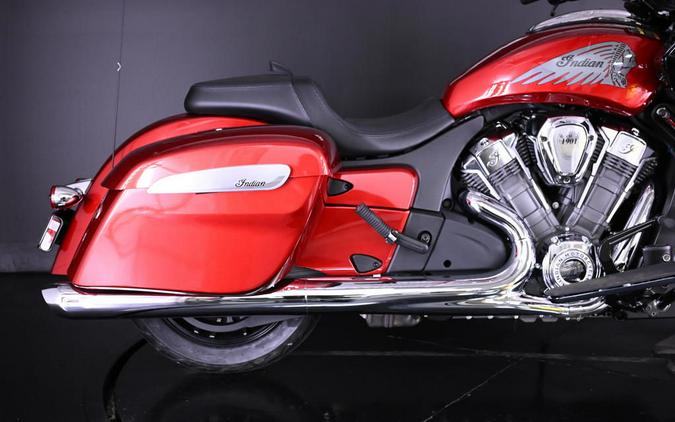 2024 Indian Motorcycle® Challenger® Limited Sunset Red Metallic