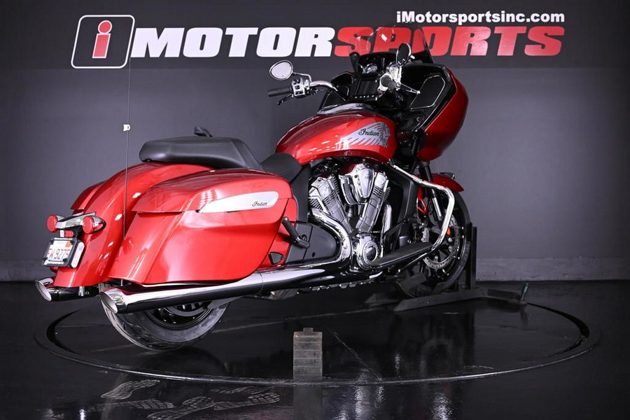 2024 Indian Motorcycle® Challenger® Limited Sunset Red Metallic