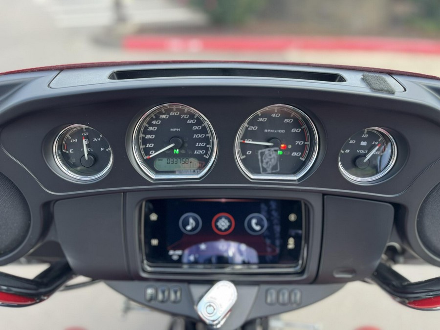 2021 Harley-Davidson® FLHTCUTG Tri Glide® Ultra Billiard Red 852990