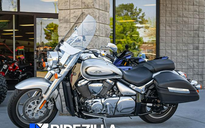 2019 Suzuki Boulevard C90T Review: Niche Cruising Touring Motorcycle