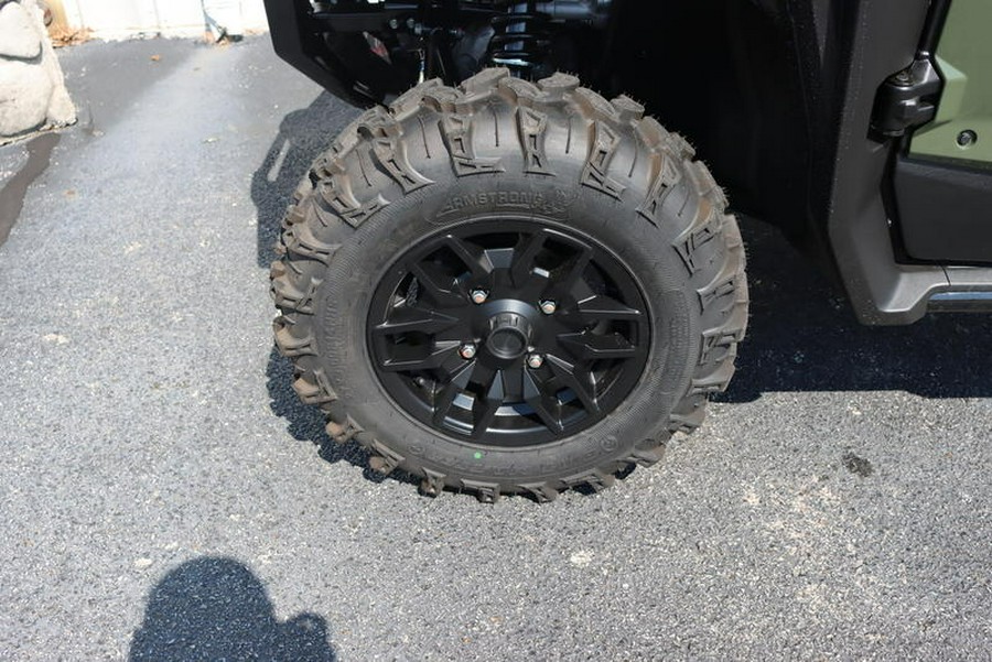 2025 Honda® Pioneer 1000-6 Deluxe Crew