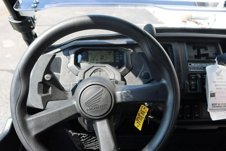 2025 Honda® Pioneer 1000-6 Deluxe Crew