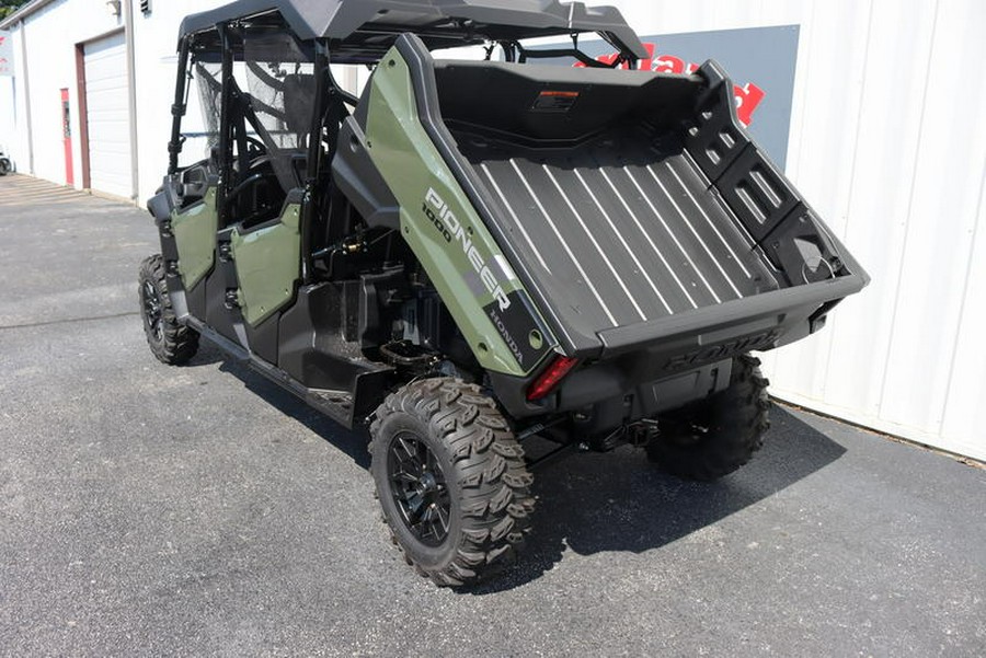 2025 Honda® Pioneer 1000-6 Deluxe Crew