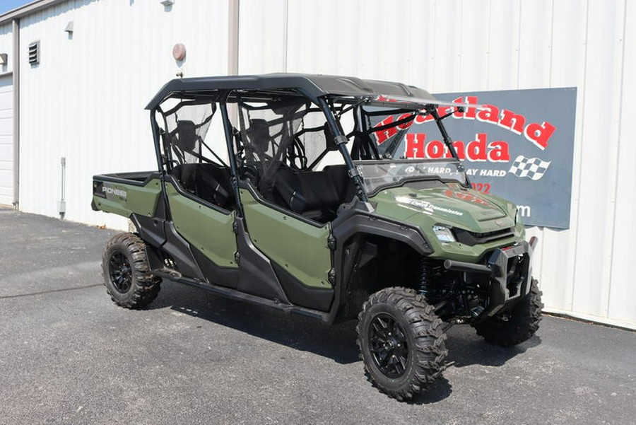 2025 Honda® Pioneer 1000-6 Deluxe Crew